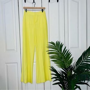 ALICE + OLIVIA Dylan Pants | 2 yellow